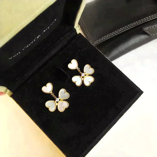 CLOVER SWEET WHITE MOP EARRINGS