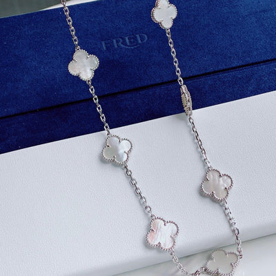 CLOVER VINTAGE WHITE MOP NECKLACE 10 MOTIFS SILVER