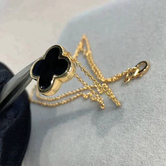 PURE CLOVER GOLD ONYX NECKLACE