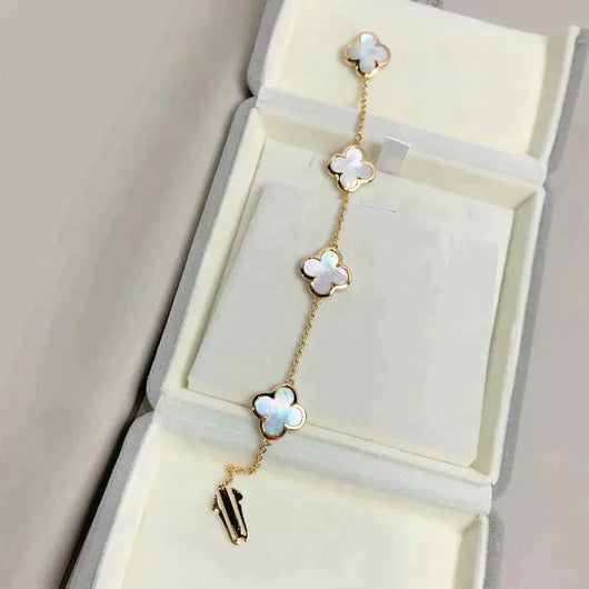 PURE CLOVER MOP BRACELET 4 MOTIFS
