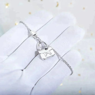 AMULETTE PEDANT SILVER NECKLACE