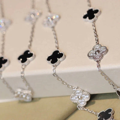 CLOVER 20 MOTIFS ONYX DIAMOND NECKLACE SILVER