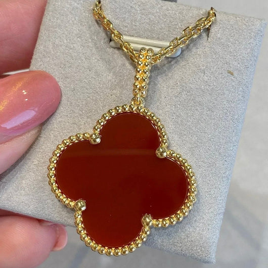 CLOVER LARGE 25MM CARNELIAN NECKLACE