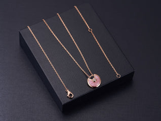 AMULETTE ROSE GOLD PINK MOP NECKLACE