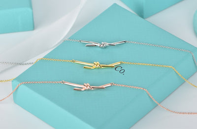 KNOT NECKLACE