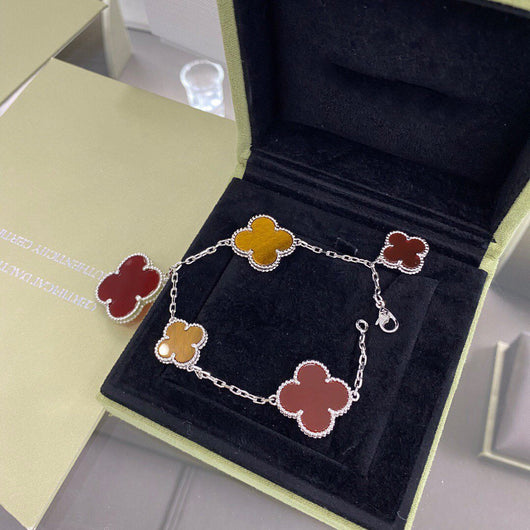 MAGIC CLOVER 5 MOTIFS CARNELIAN TIGER EYE BRACELET SIVLER