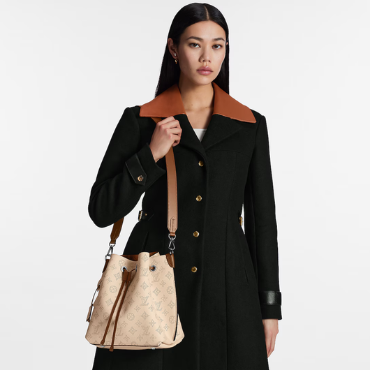 Muria Leather Bucket