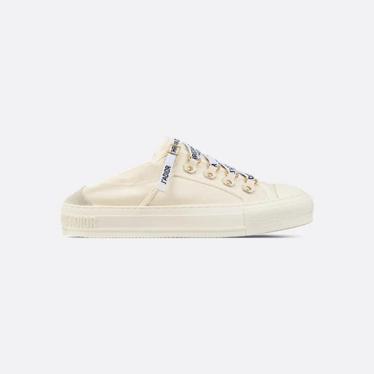 Walk'n' Suede Sneaker