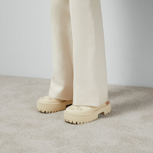 Women's platform sandal with perforated G
