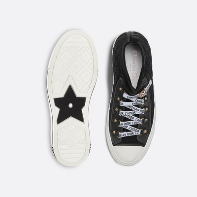 Walk'n' Macrocannage Motif Sneaker