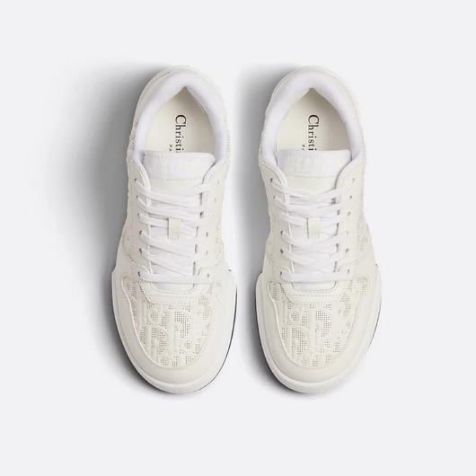 One Sneaker