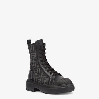 Domino Black Leather
