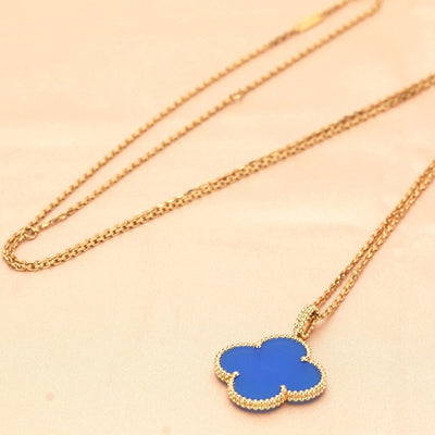 CLOVER LARGE 25MM BLUE AGATE NECKLACE