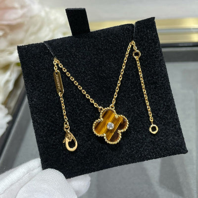 CLOVER 15MM DIAMOND AND YELLOW TIGER'S EYE AGATE NECKLACE