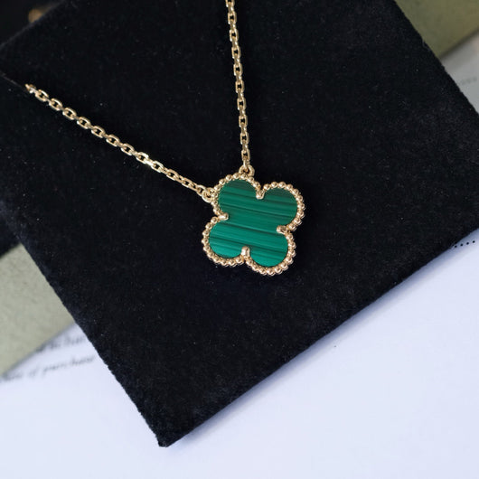 CLOVER 15MM MALACHITE SINGLE FLOWER  NECKLACE