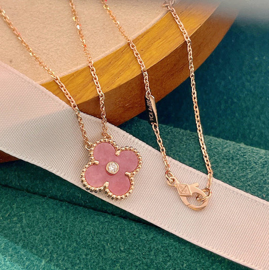 CLOVER 15MM DIAMOND AND PINK MOTHER-OF-PEARL NECKLACE