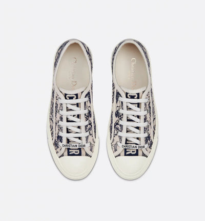 Walk'n' iconic Sneaker