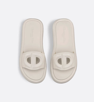 D-Club Signature Slide