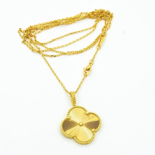 CLOVER  LARGE 25MM LASER NECKLACE GOLD