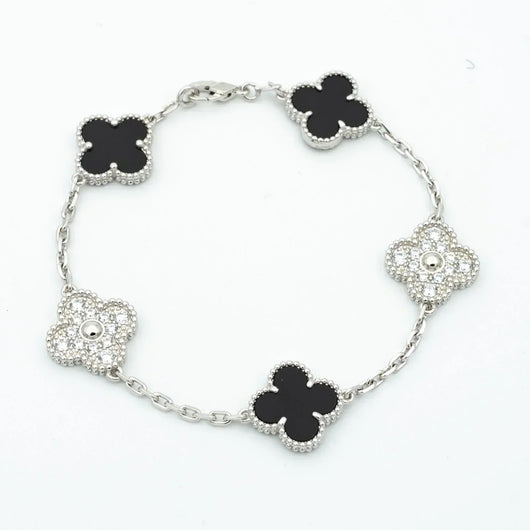 CLOVER 5 MOTIF ONYXS DIAMOND BRACELET SILVER