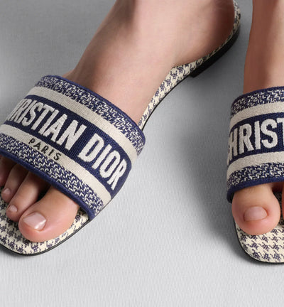 Dway Houndstooth Motif Slide