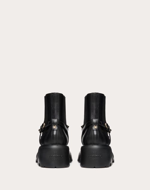 ROCKSTUD CALFSKIN BEATLE 55MM