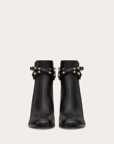 ROCKSTUD GRAINY CALFSKIN ANKLE BOOT 80 MM