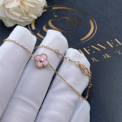 CLOVER SINGLE PINK FLOWER BRACELET