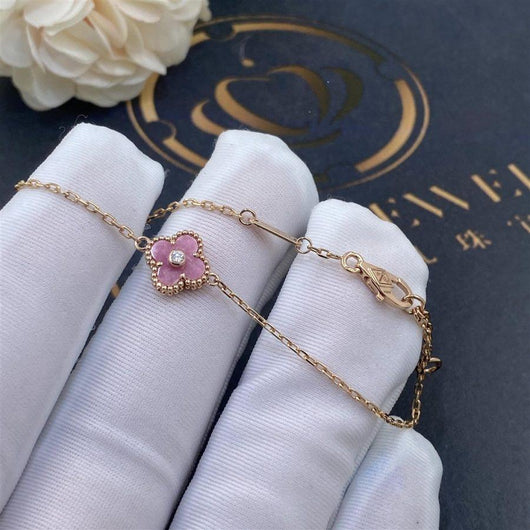 CLOVER SINGLE PINK FLOWER BRACELET