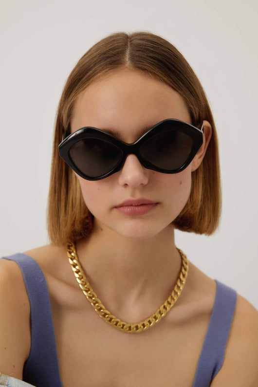 Balenciaga butterfly femenine black sunglasses with BB logo - Lux Studios