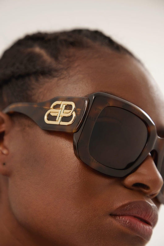 Balenciaga havana bold sunglasses with BB logo - Lux Studios