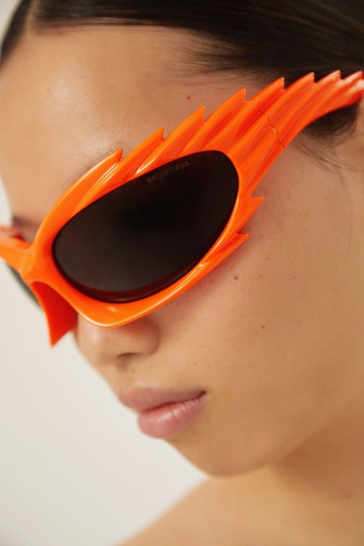 Balenciaga Spike rectangle sunglasses in fluo orange - Lux Studios