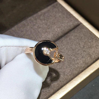 AMULETTE ONYX RING ROSE GOLD DIAMOND
