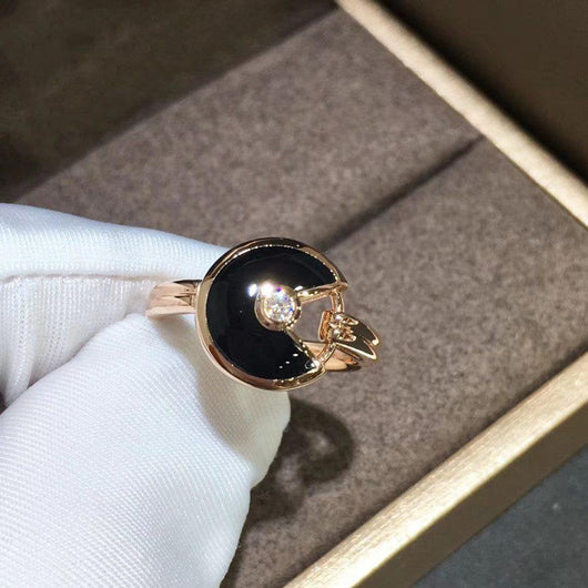 AMULETTE ONYX RING ROSE GOLD DIAMOND