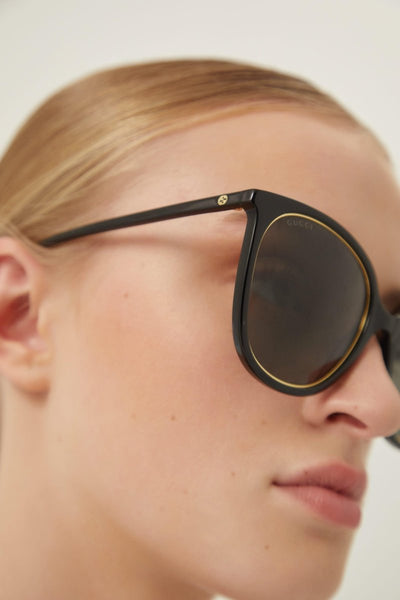 Gucci black cat-eye sunglasses with chain - Lux Studios