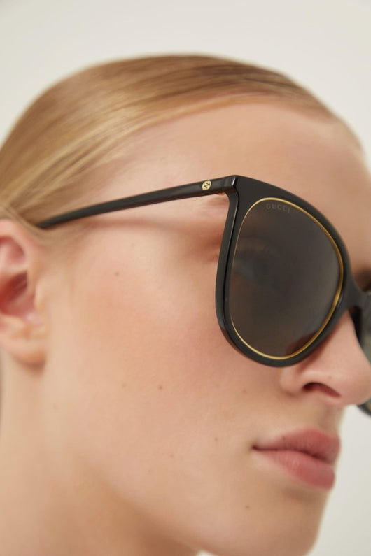 Gucci black cat-eye sunglasses with chain - Lux Studios