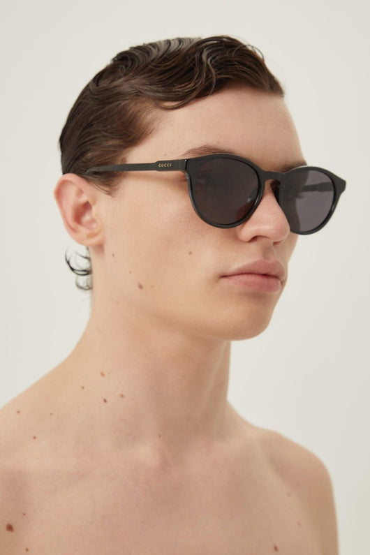 Gucci black sporty panthos shape - Lux Studios