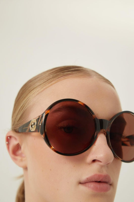 Gucci bold round shape - Lux Studios
