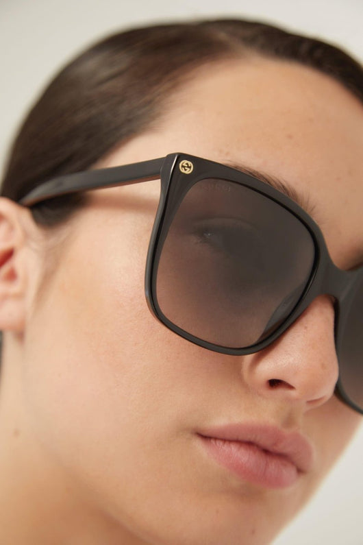 Gucci femenine oversized cat-eye sunglasses - Lux Studios