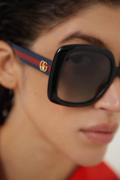 Gucci femenine oversized sunglasses with blue and red web - Lux Studios