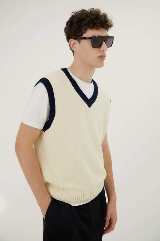 Gucci flat top squared masculine sunglasses - Lux Studios
