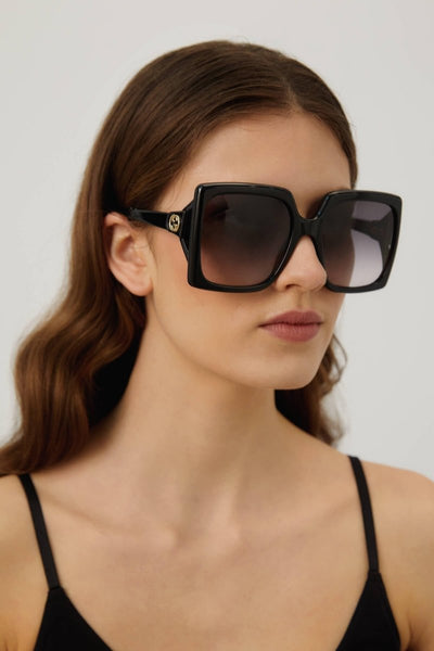 Gucci oversized black squared sunglasses - Lux Studios