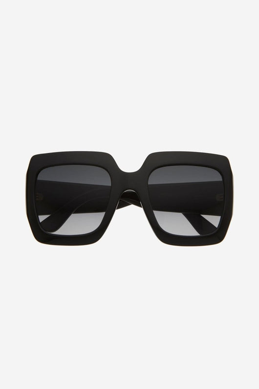 Gucci oversized femenine squared black sunglasses - Lux Studios