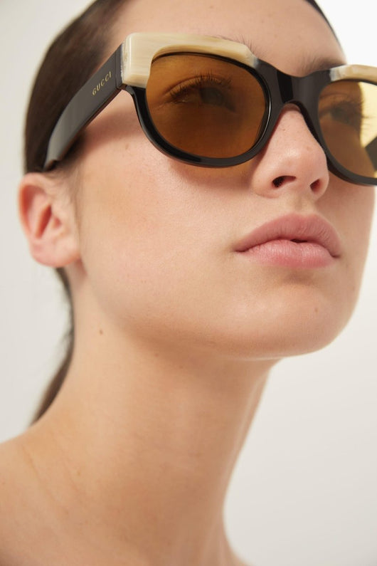 Gucci squared black and ivory acetate sunglasses - Lux Studios