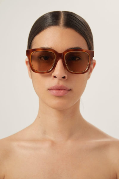 Gucci squared havana sunglasses - Lux Studios