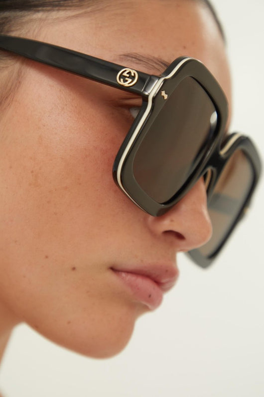 Gucci squared oversize black sunglasses - Lux Studios