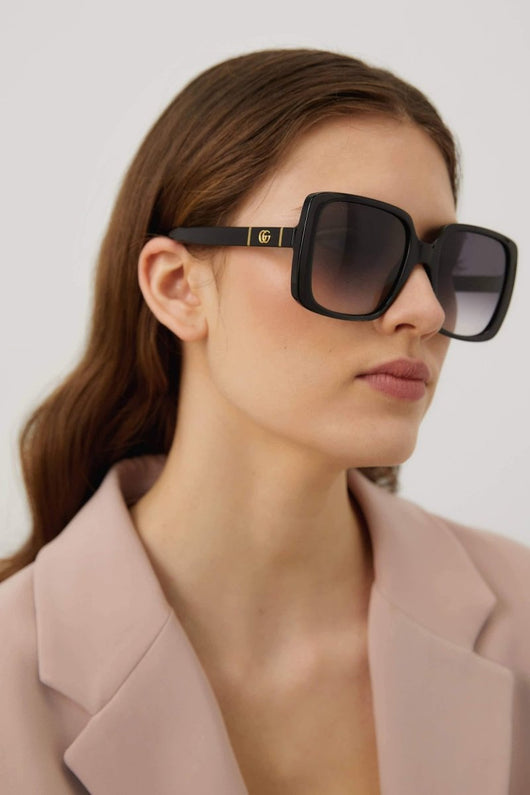 Gucci squared oversized femenine black sunglasses - Lux Studios