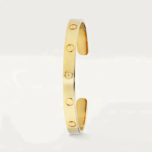 Love Bracelet. - Lux Studios