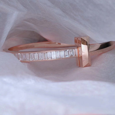 WIDE HINGED BANGLE ROSE GOLD WITH BAGUETTE DIAMONDS