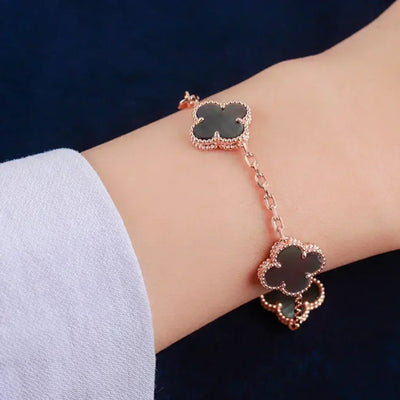 CLOVER 5 MOTIF GRAY MOP  BRACELET